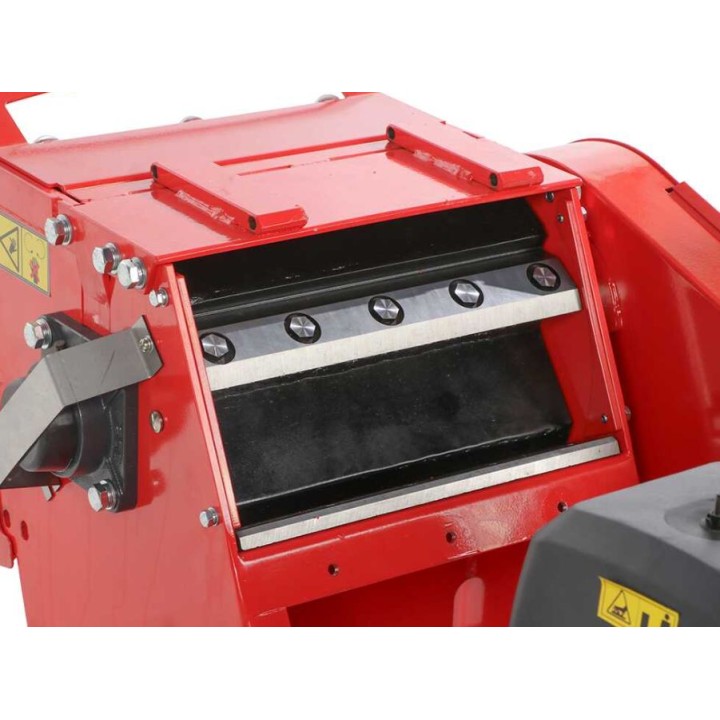 Broyeur de branches à essence ATTILA ATS900DL 270 cm³ 6 kW, diamètre de broyage max. 8 cm | Newgardenmac.com