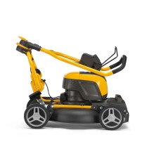 STIGA Multiclip 547e S lawnmower 48V 5Ah battery kit and double charger included | Newgardenmac.com