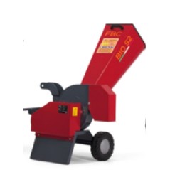 Biotrituradora astilladora FBC BIO.S2.PF Toma de fuerza Cardano accionada por tractor min 14 Hp | Newgardenmac.com