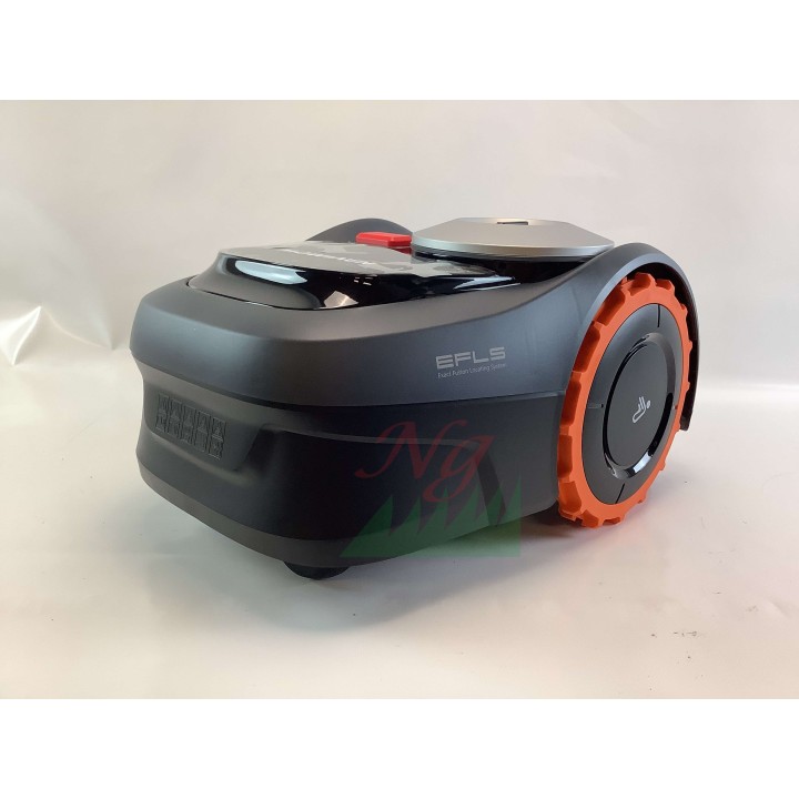Segway Navimow i108E Autonomous Robotic Lawn Mower, 800m2, Cordless, with 4G Extension Kit | Newgardenmac.com