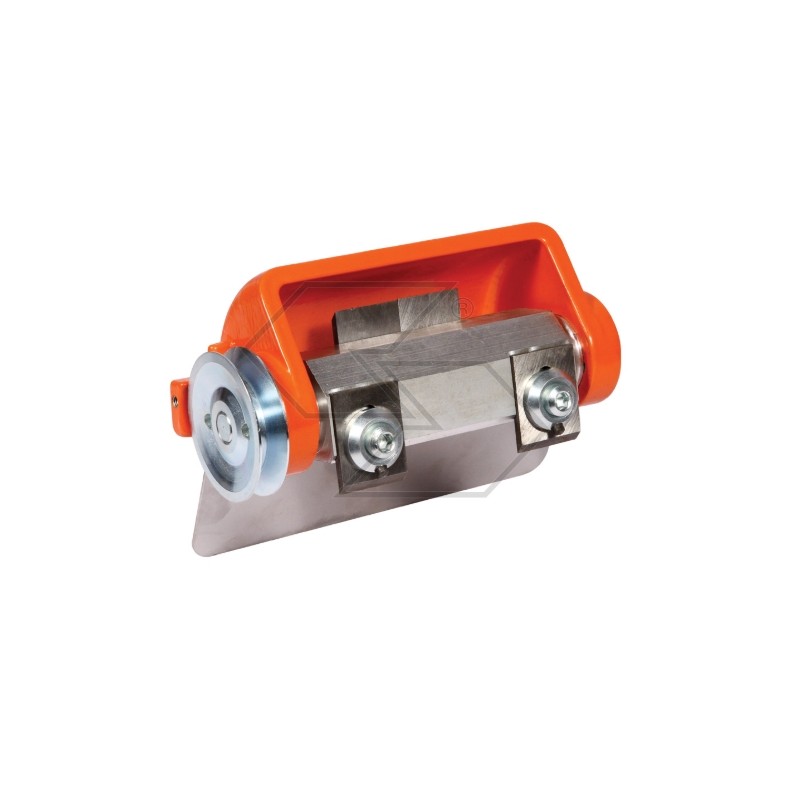 4-blade square roller debarker TYPE 117 with 10 mm slot for chainsaws