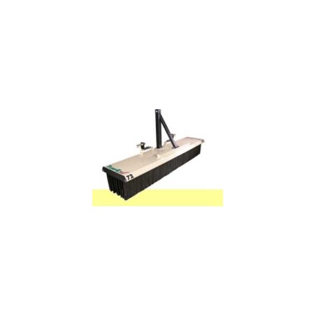 Balayeuse professionnelle TURF-EX GB60 largeur de travail 1500 mm 8 brosses | Newgardenmac.com