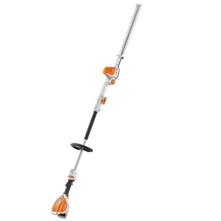 STIHL HLA56 36 V cordless extended reach hedge trimmer 45 cm cutting length | Newgardenmac.com