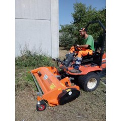 Front mounted mower PERUZZO TEG SPECIAL 1600 agricultural tractor KUBOTA F3560 | Newgardenmac.com