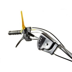 Segadora de mayales profesional OLEOMAC WB 80 HR 11 motor HONDA 389cc anchura de corte 80cm | Newgardenmac.com