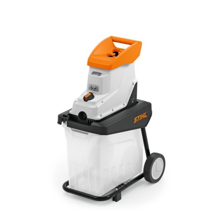 STIHL GHE135L 230V electric shredder branches up to 35mm cloverleaf opening