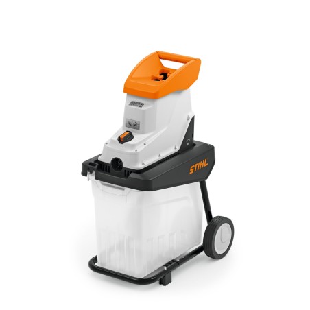 La trituradora eléctrica STIHL GHE140L de 230 V ramifica hasta 40 mm de apertura de hoja de trébol | Newgardenmac.com