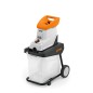 La trituradora eléctrica STIHL GHE140L de 230 V ramifica hasta 40 mm de apertura de hoja de trébol