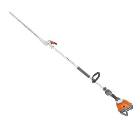 Tagliasiepi a batteria OLEOMAC BCi530HL 56V lunghezza macchina 2.40m lama 550mm | Newgardenmac.com