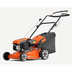 HUSQVARNA LC140P 123cc 1.95 kW tondeuse à pousser largeur de coupe 40cm | Newgardenmac.com