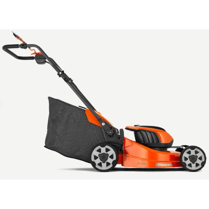 Tagliaerba a batteria HUSQVARNA LC 142i larghezza taglio 42 cm cesto 50 L | Newgardenmac.com