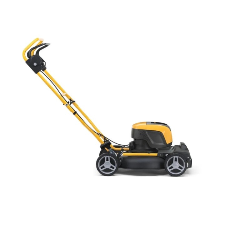 STIGA Multiclip 547 AE KIT tondeuse à gazon avec batterie et chargeur coupe 45 cm | Newgardenmac.com