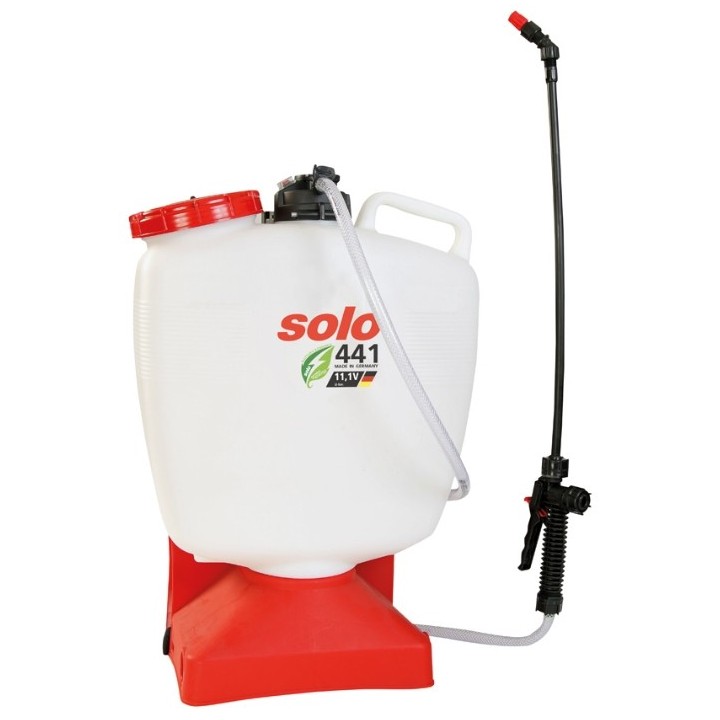 SOLO 441 battery-powered backpack pump, 16 L capacity, 2.5 bar pressure | Newgardenmac.com