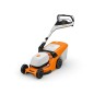 Cortacésped inalámbrico STIHL RMA 443 PV, ancho de corte 41 cm, recolector de césped de 52 L