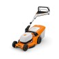Tondeuse à gazon sans fil STIHL RMA 448 V, largeur de coupe 46 cm, bac de ramassage 52 L