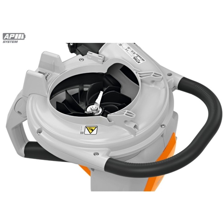 Trituratore aspiratore a batteria STIHL SHA 140 36V cesto raccolta 55 L | Newgardenmac.com