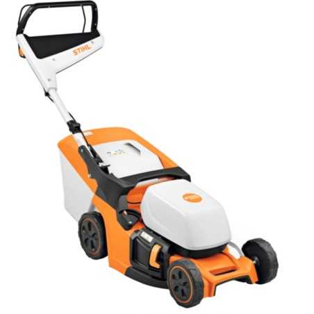 AK STIHL RMA443 battery-powered lawnmower, 41cm cutting width, 52L grass catcher | Newgardenmac.com
