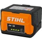 Cortasetos/soplador STIHL AK10 ORIGINAL con batería de litio y carga LED.