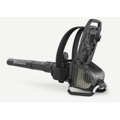 HUSQVARNA 550iBTX 36V professioneller Akku-Laubbläser mit einer maximalen Luftgeschwindigkeit von 66 m/s | Newgardenmac.com