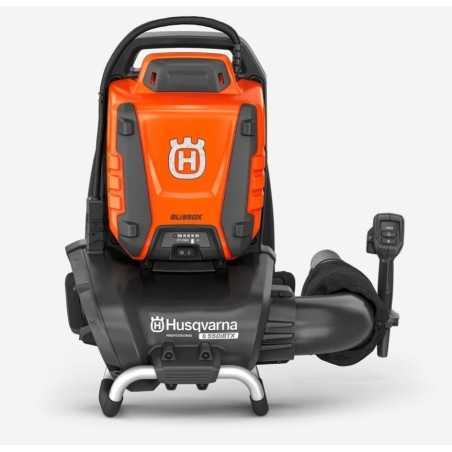 Souffleur sans fil professionnel HUSQVARNA 550iBTX 36V avec une vitesse d'air maximale de 66 m/s