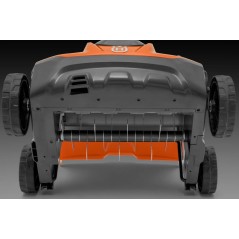 Akkubetriebener Rasenvertikutierer HUSQVARNA S138i, Arbeitsbreite 37,5 cm | Newgardenmac.com