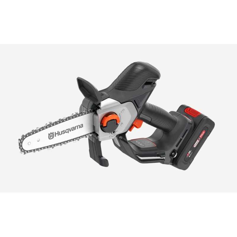 HUSQVARNA ASPIRE P8X-P4A pruner, 15cm bar length, battery and charger included