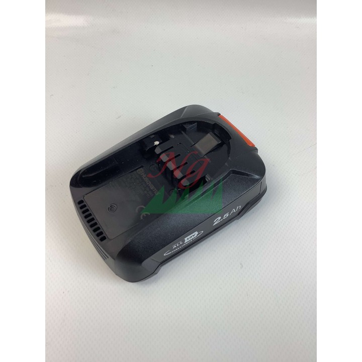 Batterie Li-Ion HUSQVARNA ASPIRE P4A 18-B45 tension 18V capacité 2,5Ah | Newgardenmac.com
