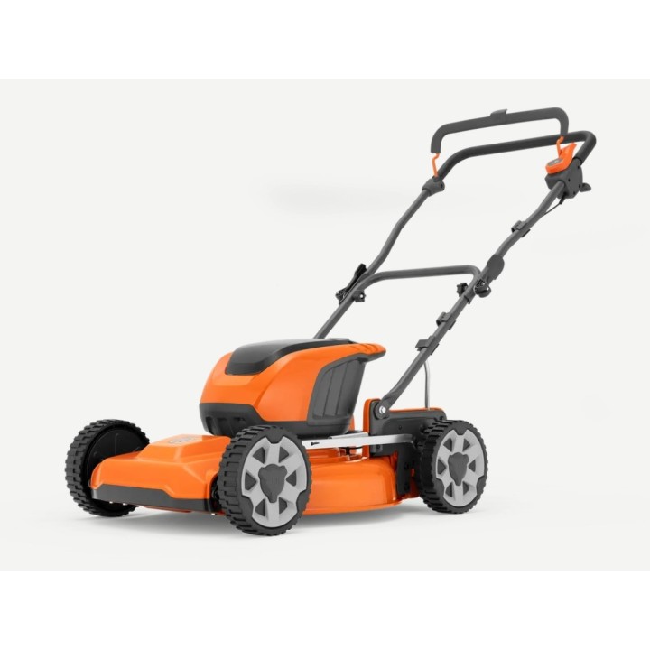 Cortacésped autopropulsado a batería HUSQVARNA LB246iS de 36 V, ancho de corte 46 cm | Newgardenmac.com