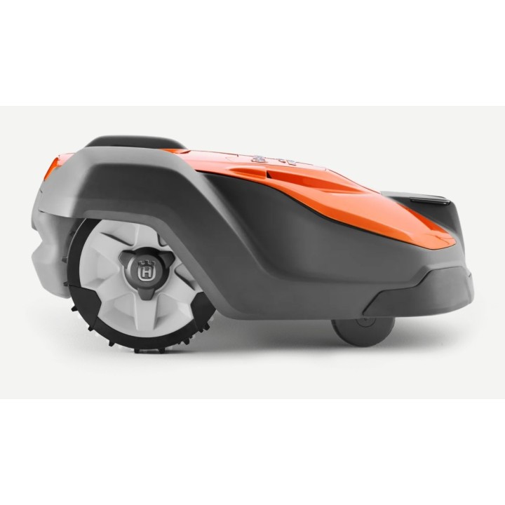 HUSQVARNA AUTOMOWER 550 professional robot lawnmower 5000m2 with perimeter cable | Newgardenmac.com
