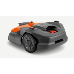 HUSQVARNA AUTOMOWER 560 EPOS 12000mq Vision Ai professional robot lawnmower | Newgardenmac.com
