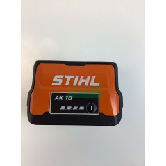 Cortasetos/soplador STIHL AK10 ORIGINAL con batería de litio y carga LED. | Newgardenmac.com
