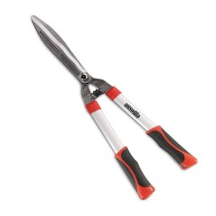 Ideal pruning shear for hedge cutting with wavy blade