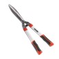 Ideal pruning shear for hedge cutting with wavy blade